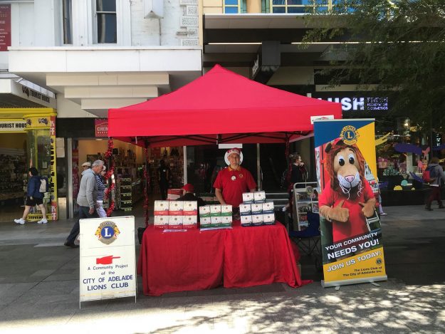 Selling Christmas Cakes & Puddings Selling Christmas Cakes & Puddings