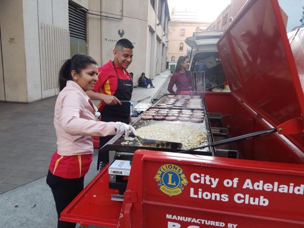 freds-van-bbq-sept September Fred's Van